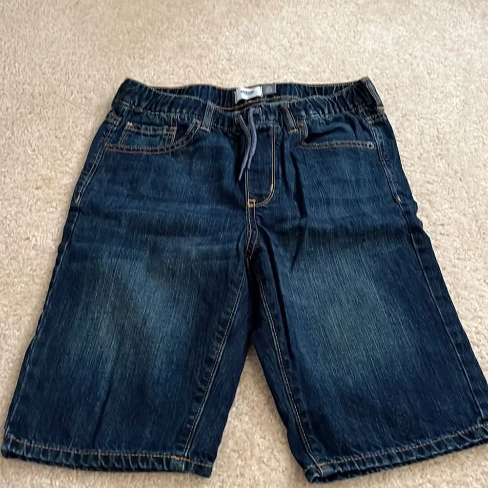 OLD NAVY SIZE LARGE JEAN SHORTS
